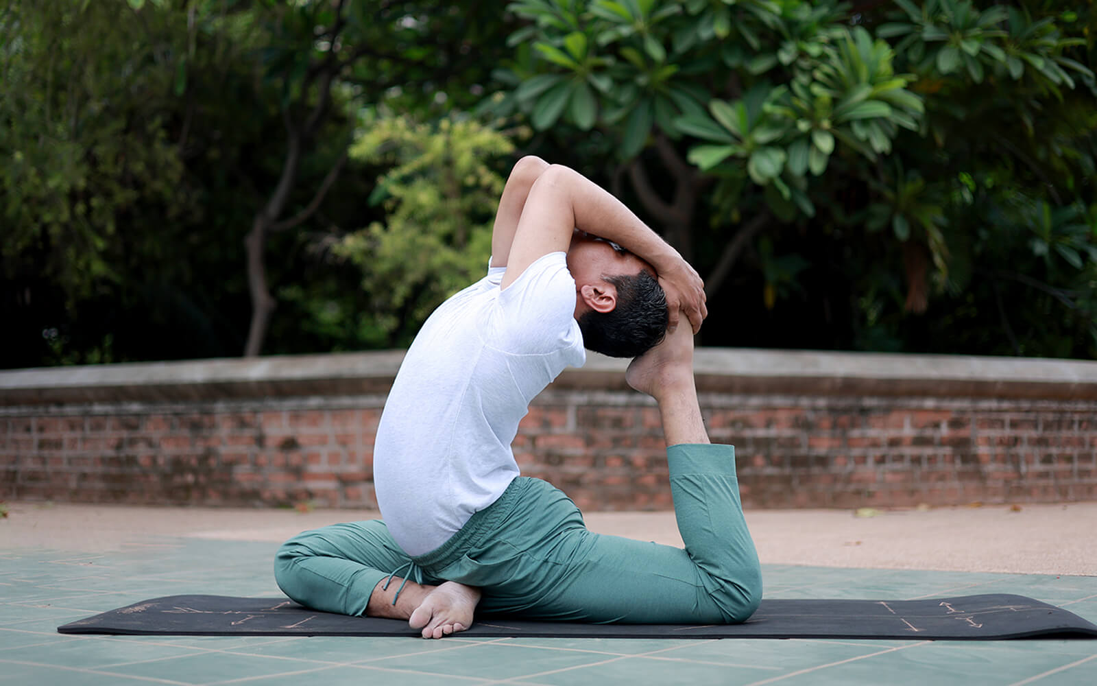 Bhumasana